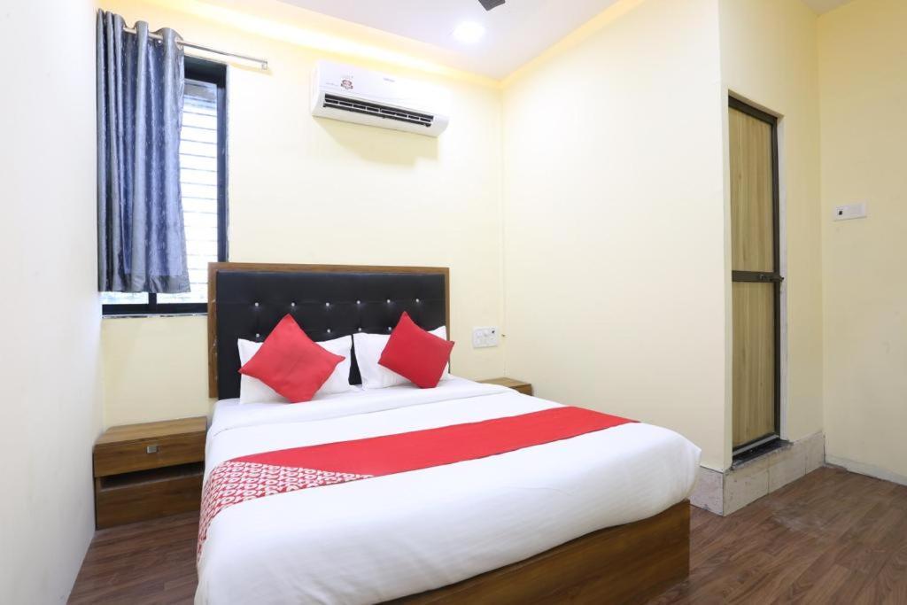 מומביי Hotel Indigo Inn מראה חיצוני תמונה