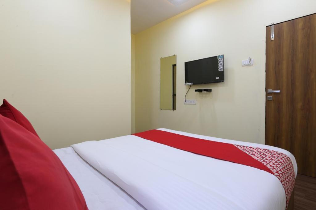 מומביי Hotel Indigo Inn מראה חיצוני תמונה